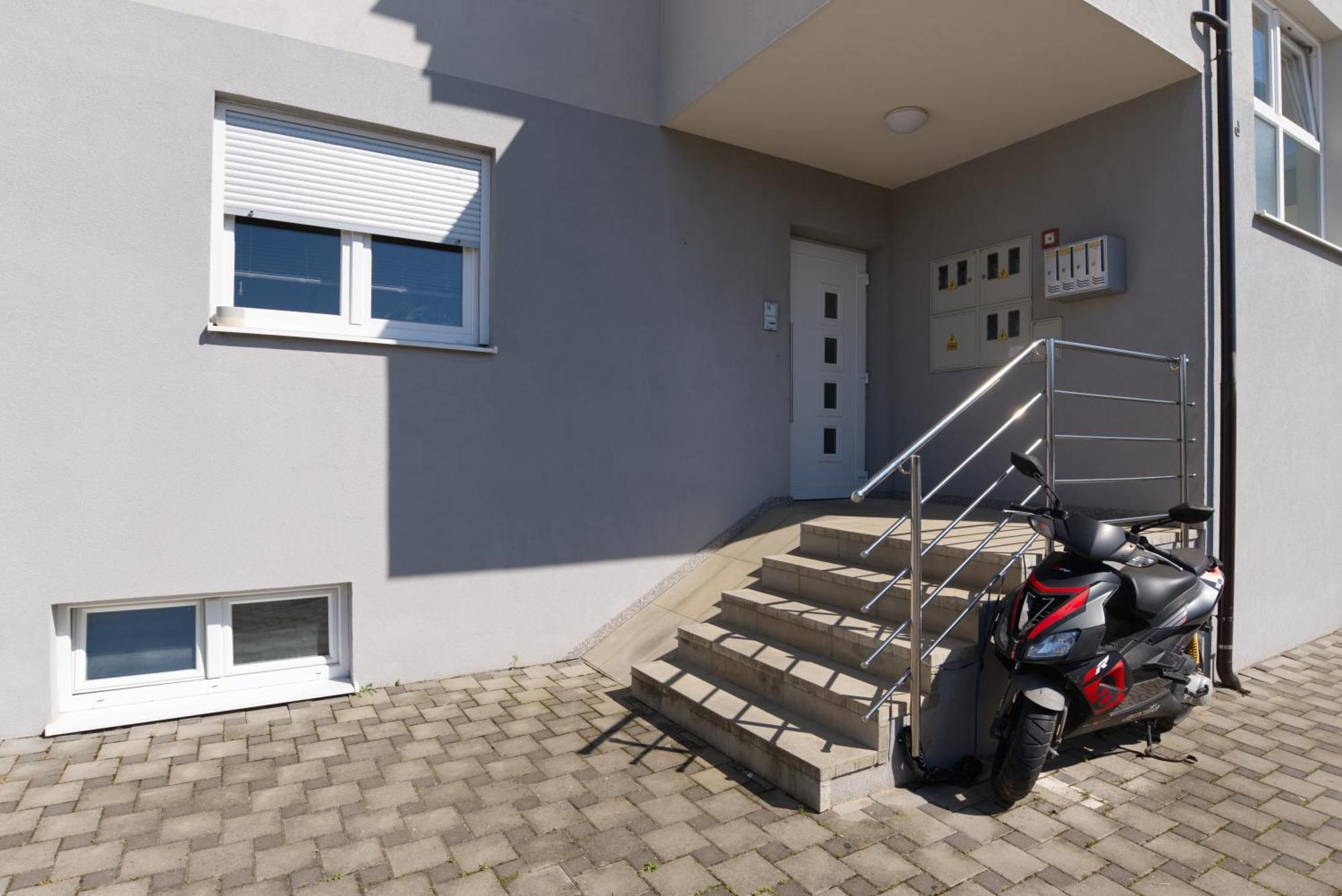 Aria Apartment